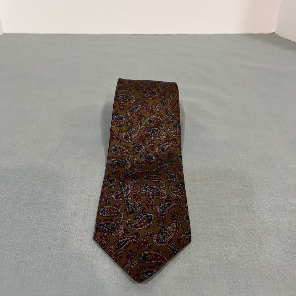 John Comfort Necktie Mens OS Brown Paisley Silk Made in England 3.5 Inch Width